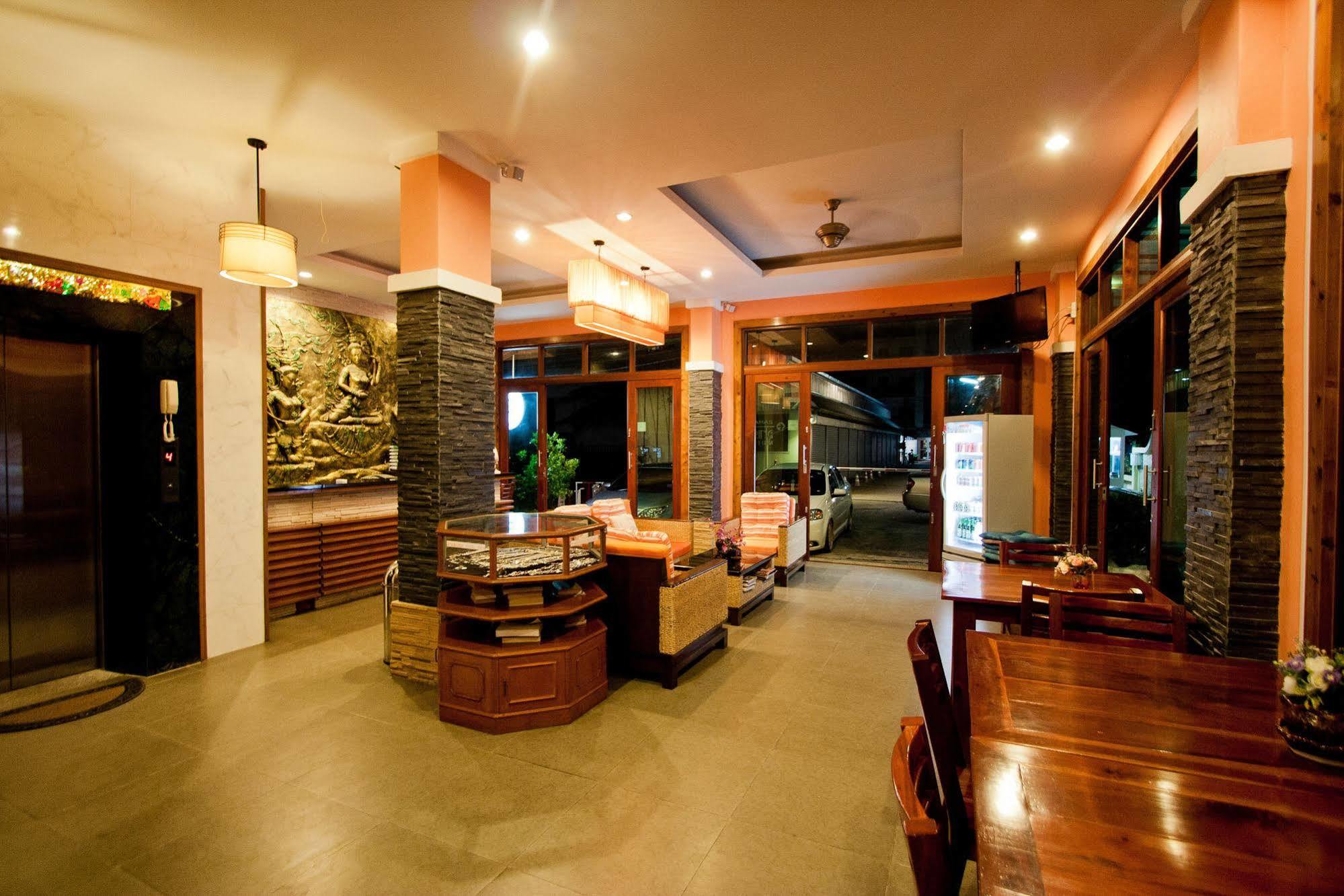 The Chambre Patong Buitenkant foto