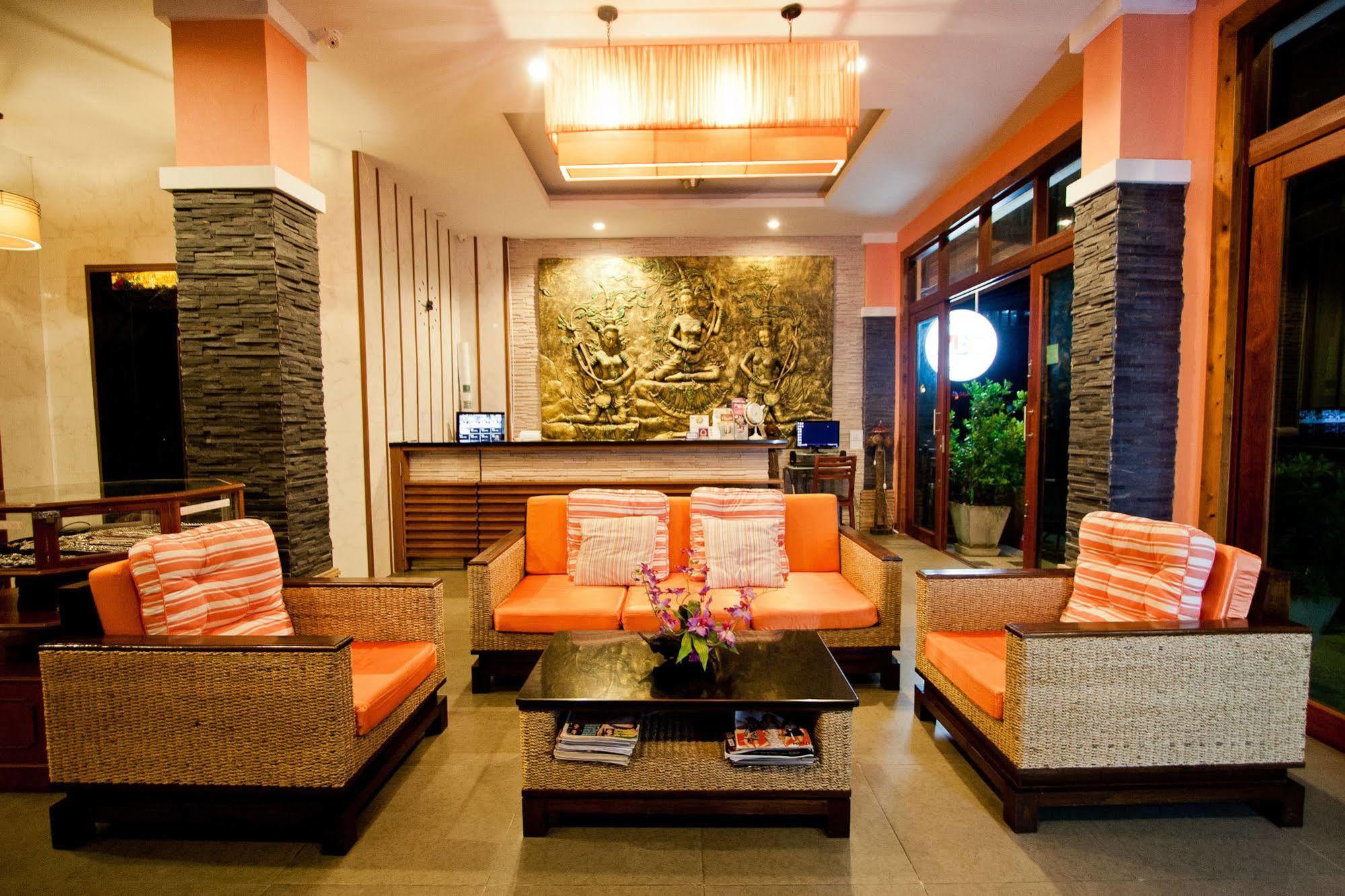 The Chambre Patong Buitenkant foto
