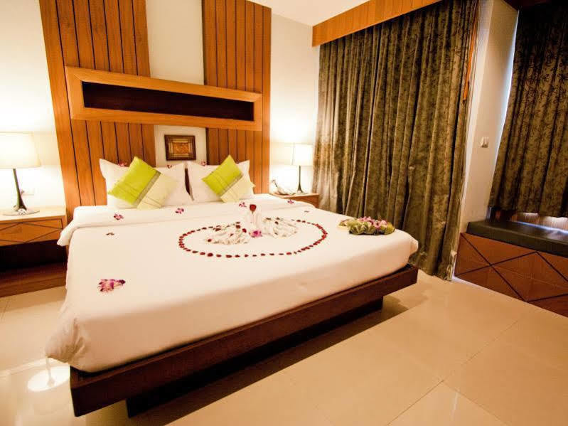 The Chambre Patong Buitenkant foto