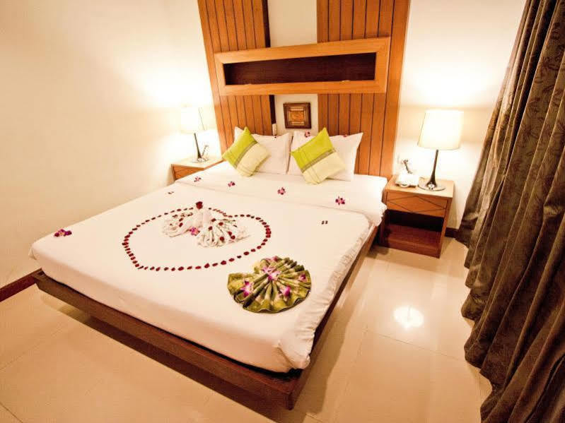 The Chambre Patong Buitenkant foto